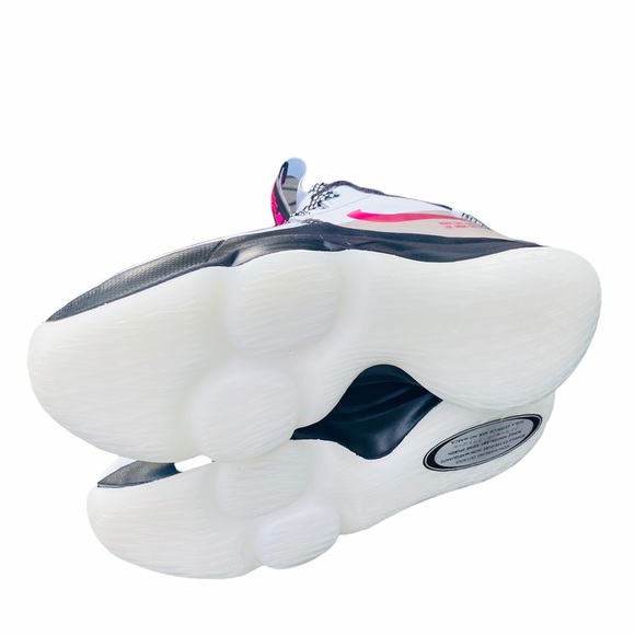 NIKE LEBRON WITNESS V Sneakers**$90 - Picture 12 of 12